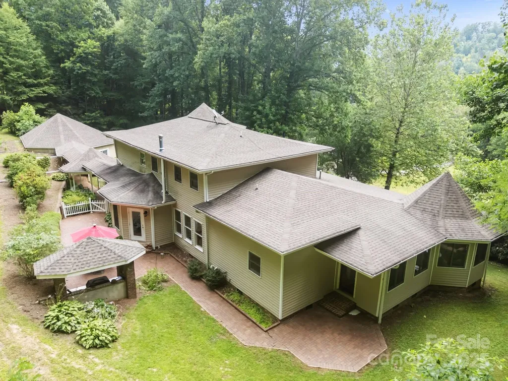 235 Kinder Lane Canton NC 28716