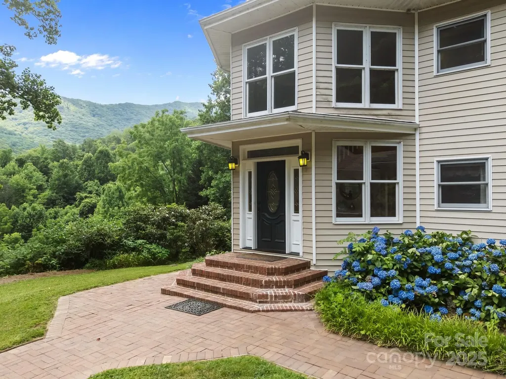 235 Kinder Lane Canton NC 28716