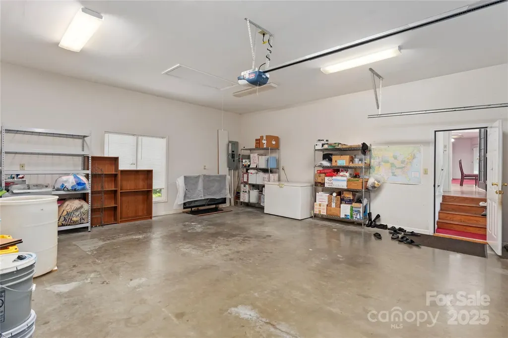 98 Choga Ridge Whittier NC 28789