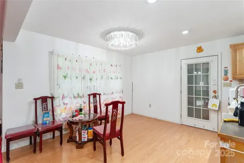 98 Choga Ridge Whittier NC 28789
