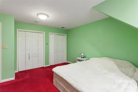 98 Choga Ridge Whittier NC 28789