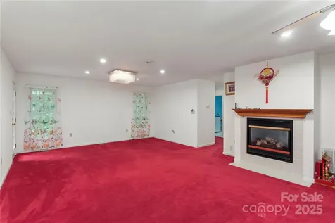 98 Choga Ridge Whittier NC 28789