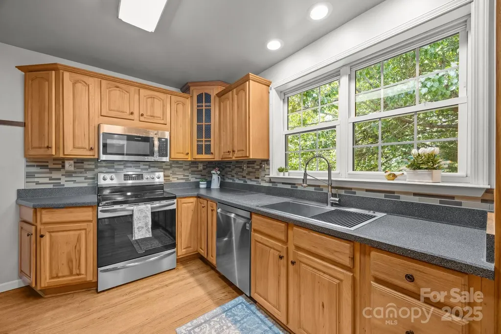 2 Enka Orchard Street Candler NC 28715