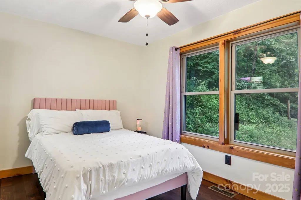 2171 Black Rock Road Cherokee NC 28719