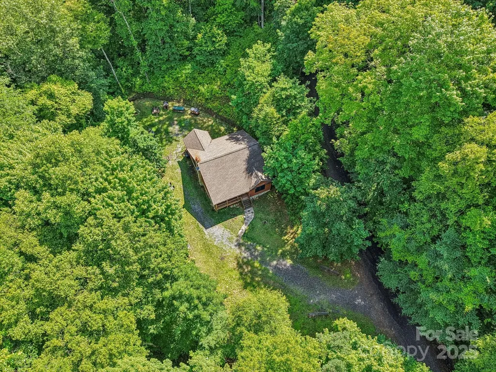 2171 Black Rock Road Cherokee NC 28719