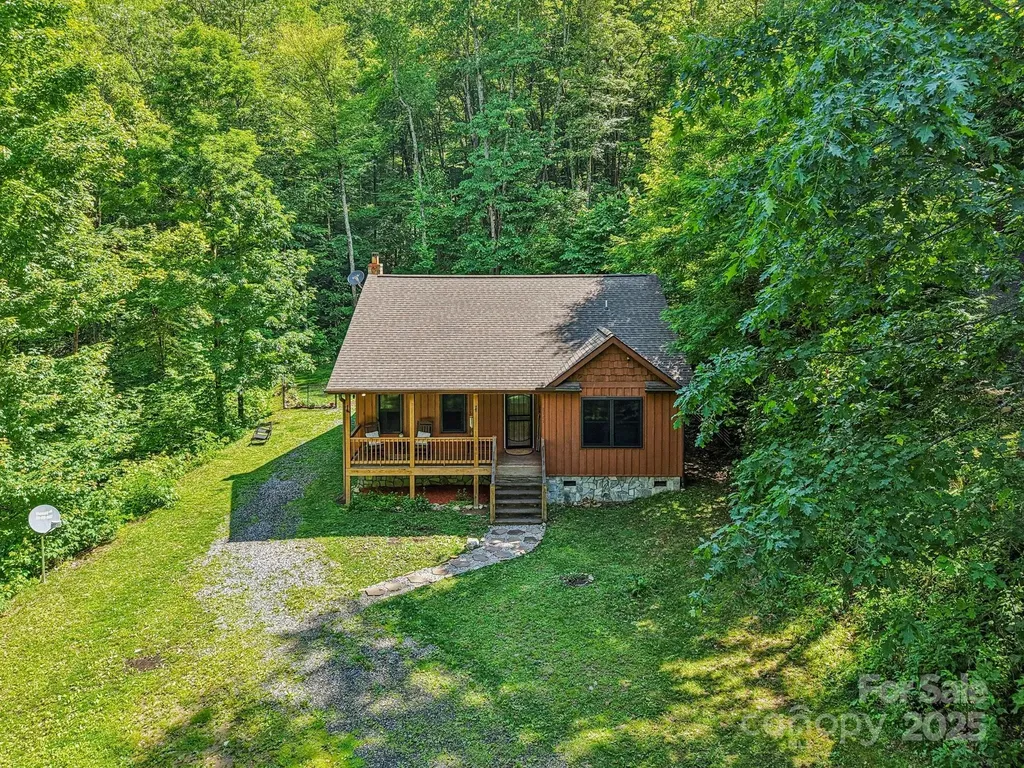 2171 Black Rock Road Cherokee NC 28719