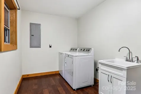 2171 Black Rock Road Cherokee NC 28719