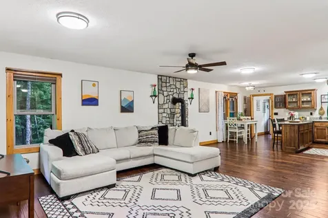 2171 Black Rock Road Cherokee NC 28719
