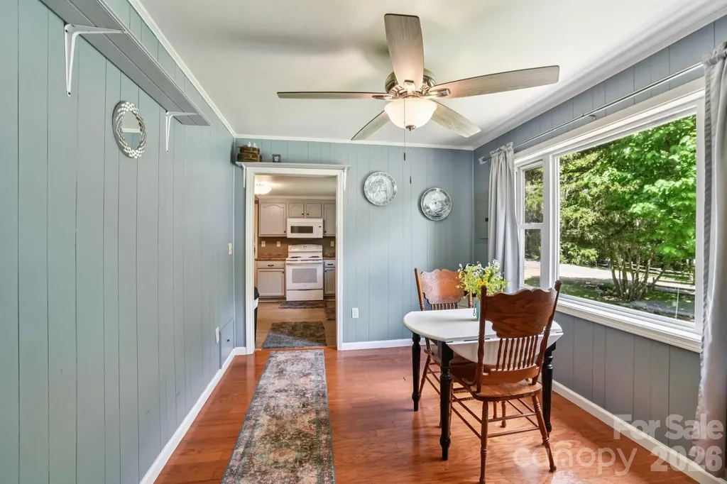 19 Lockman Road Maggie Valley NC 28751