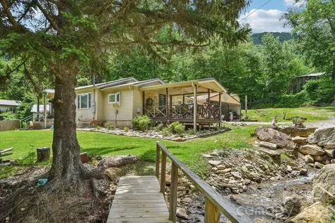 19 Lockman Road Maggie Valley NC 28751