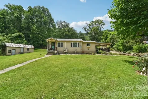 19 Lockman Road Maggie Valley NC 28751