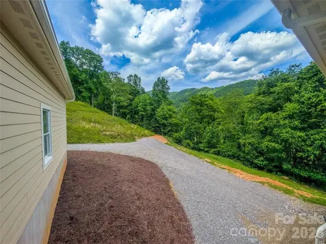 338 Majestic Mountain Drive Burnsville NC 28714