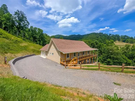 338 Majestic Mountain Drive Burnsville NC 28714