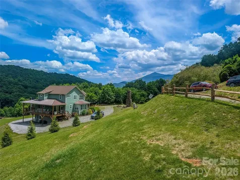 338 Majestic Mountain Drive Burnsville NC 28714
