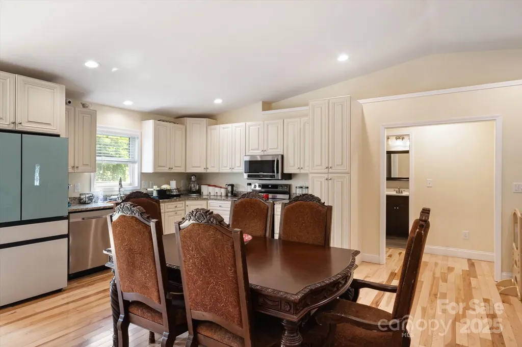 40 Alabama Avenue Marion NC 28752