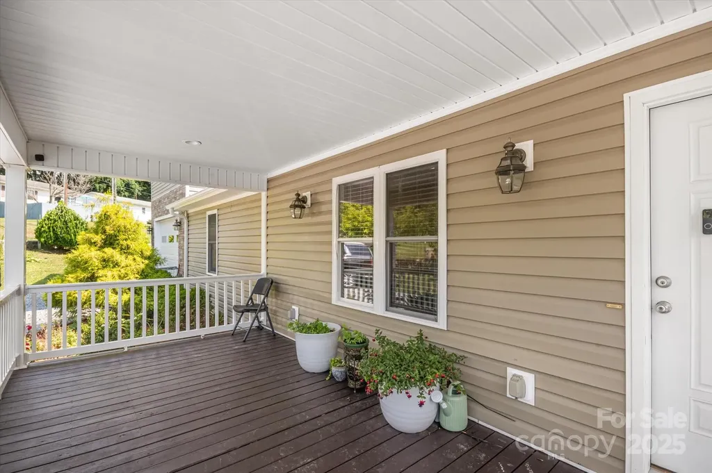 40 Alabama Avenue Marion NC 28752