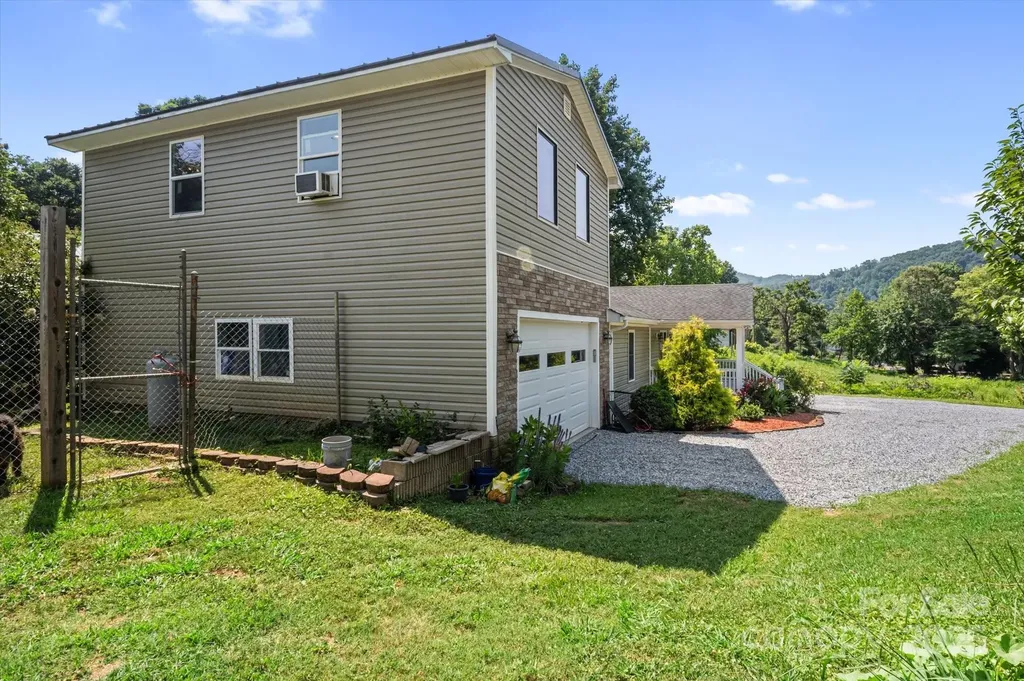 40 Alabama Avenue Marion NC 28752