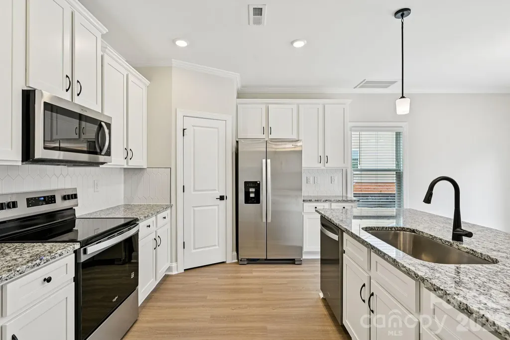 109 Rills Crossing Way Troutman NC 28166