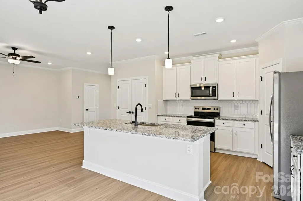 109 Rills Crossing Way Troutman NC 28166