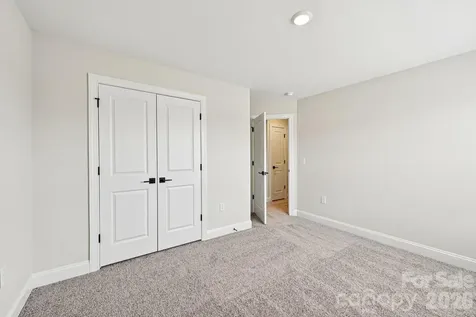 109 Rills Crossing Way Troutman NC 28166