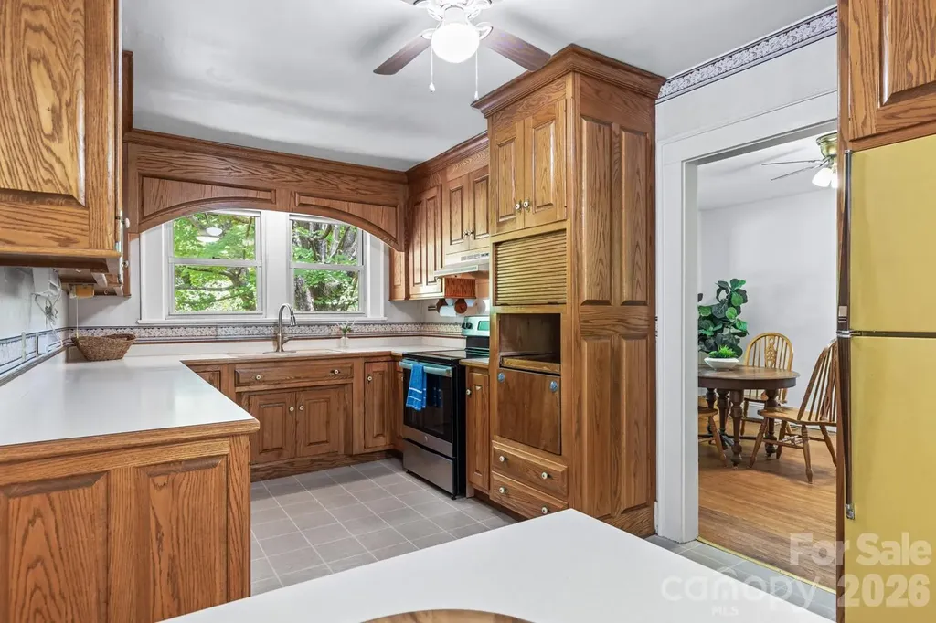 160 Mclean Road Weaverville NC 28787