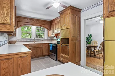 160 Mclean Road Weaverville NC 28787