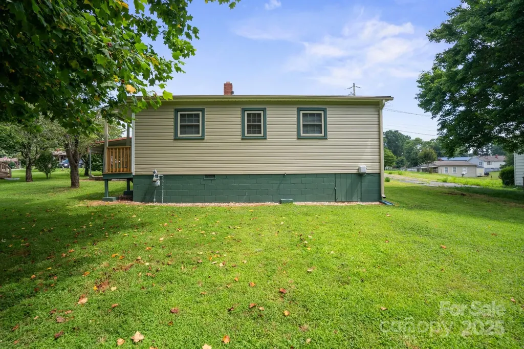 2321 Cline Street Statesville NC 28677