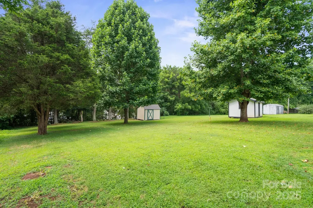 2321 Cline Street Statesville NC 28677