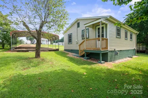 2321 Cline Street Statesville NC 28677