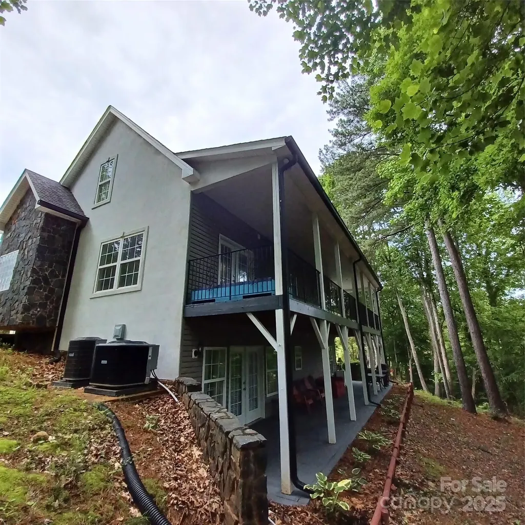 3645 Lake Bluff Drive Sherrills Ford NC 28763