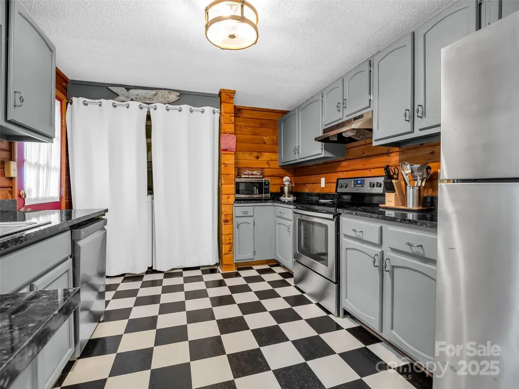 116 Chalet Road Lake Lure NC 28746