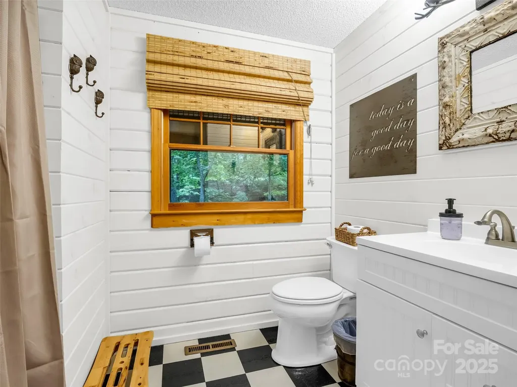 116 Chalet Road Lake Lure NC 28746