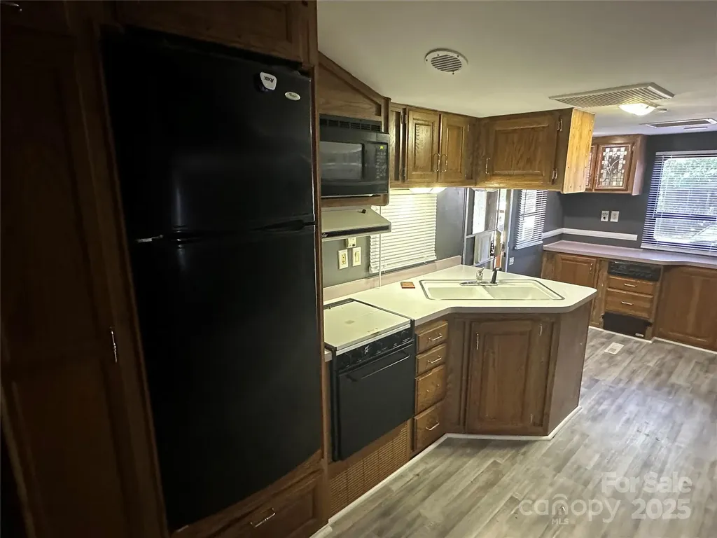 111 Deerfield Drive New London NC 28127