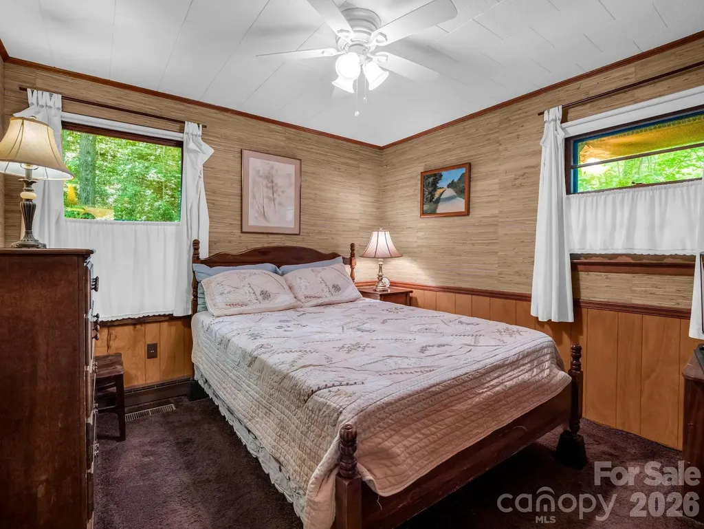 126 Sleeping Bear Lane Lake Lure NC 28746