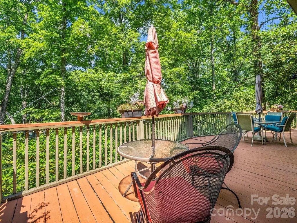 126 Sleeping Bear Lane Lake Lure NC 28746