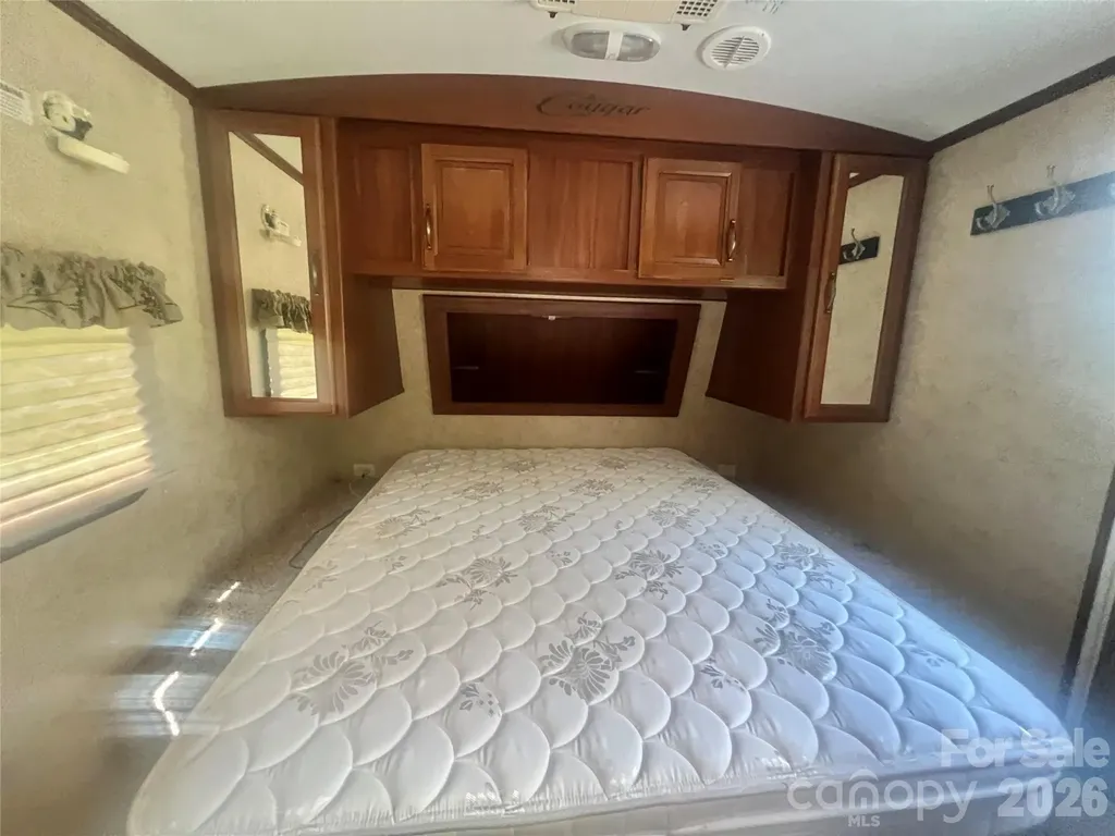 18103 Nc Hwy 194 Highway Lansing NC 28643