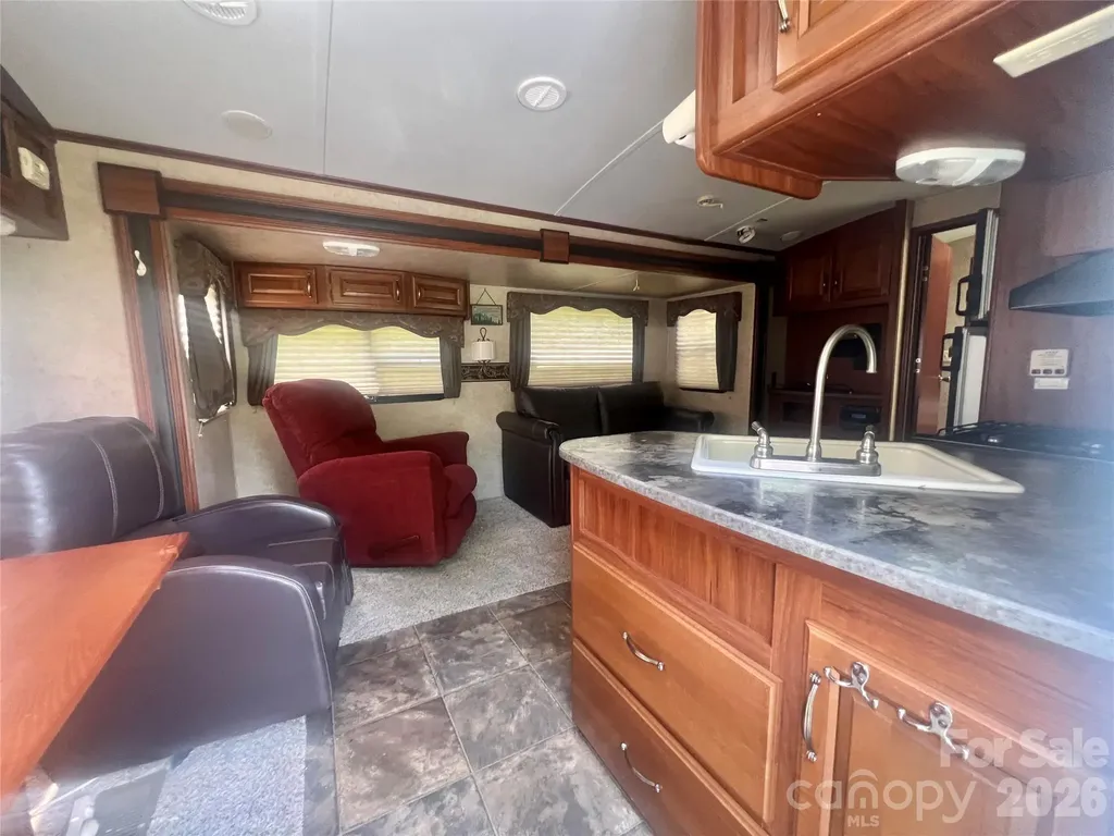 18103 Nc Hwy 194 Highway Lansing NC 28643