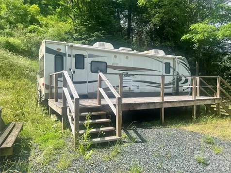 18103 Nc Hwy 194 Highway Lansing NC 28643