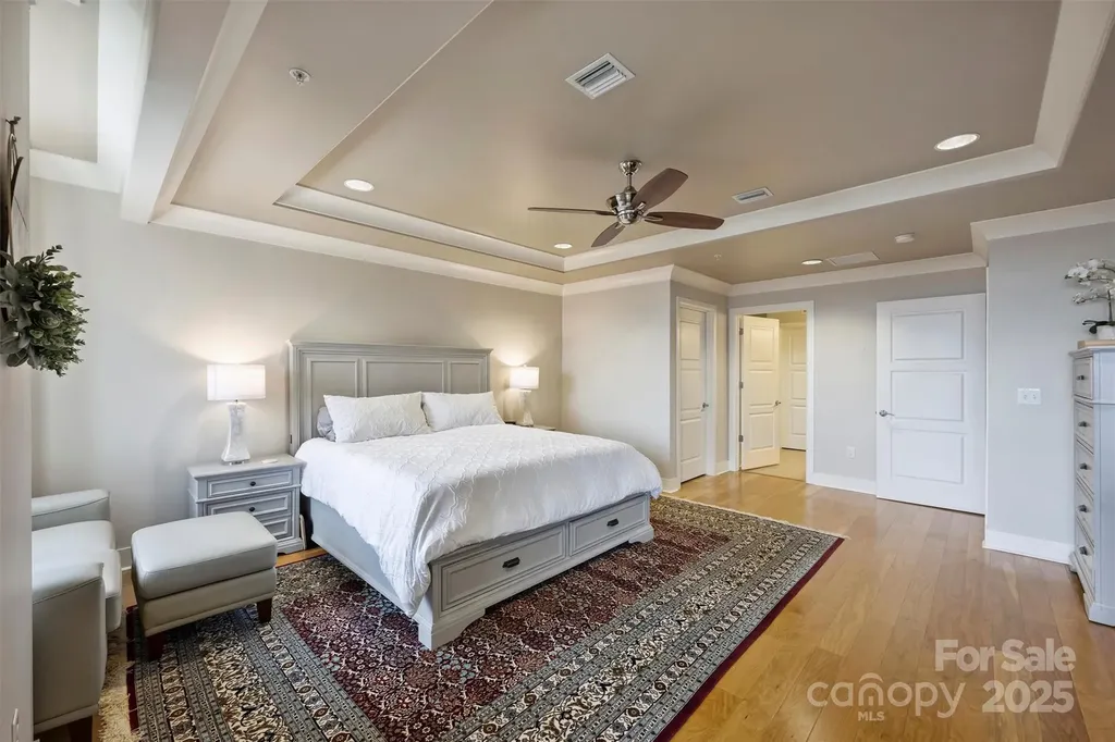 222 S Caldwell Street Charlotte NC 28202