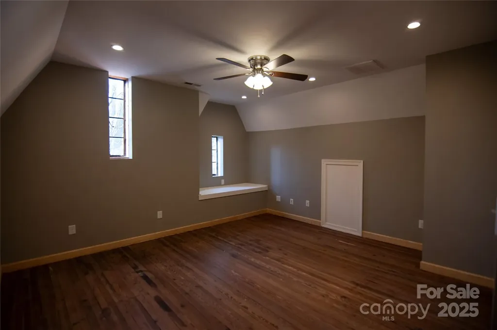 1220 N Piedmont Avenue Kings Mountain NC 28086
