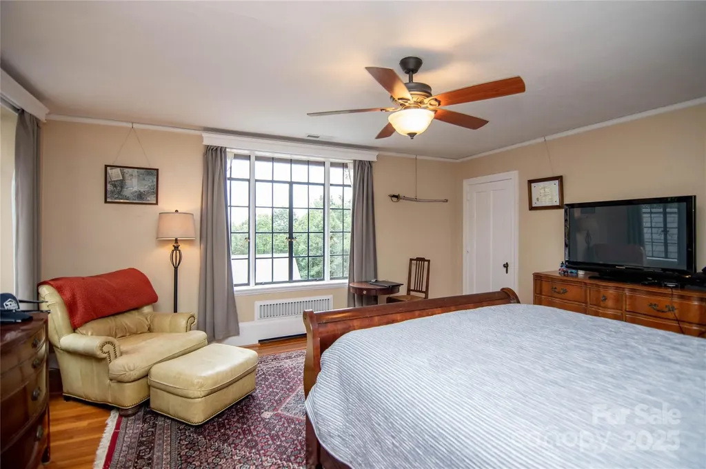 1220 N Piedmont Avenue Kings Mountain NC 28086