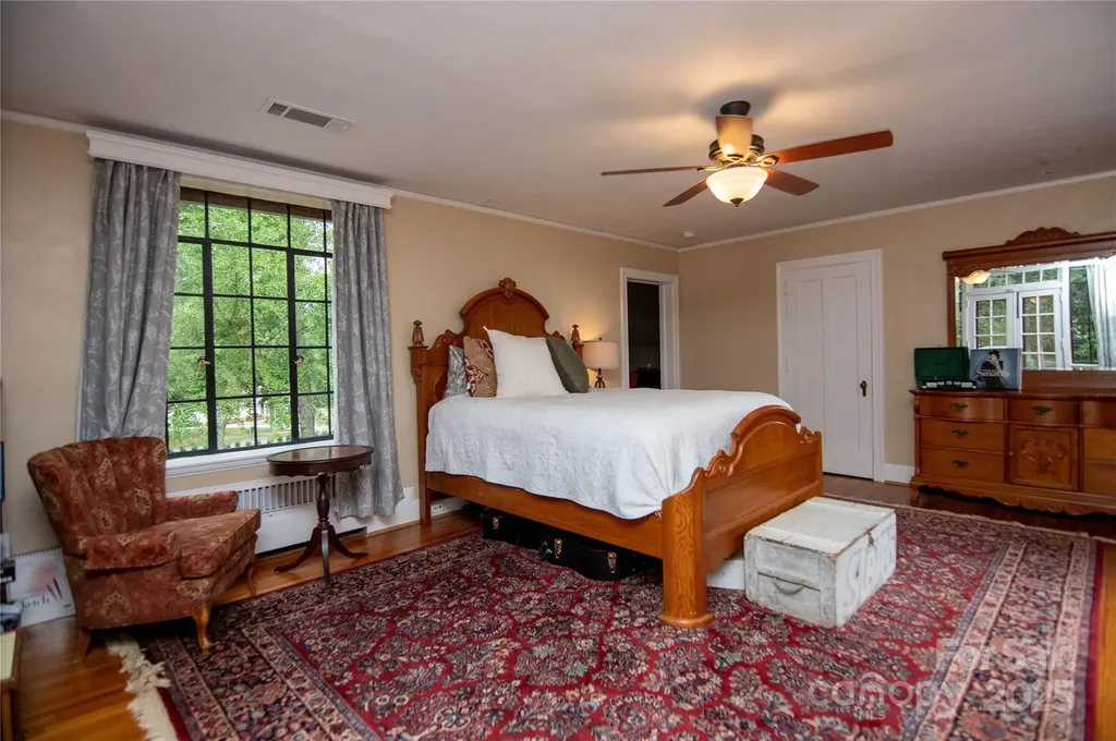 1220 N Piedmont Avenue Kings Mountain NC 28086