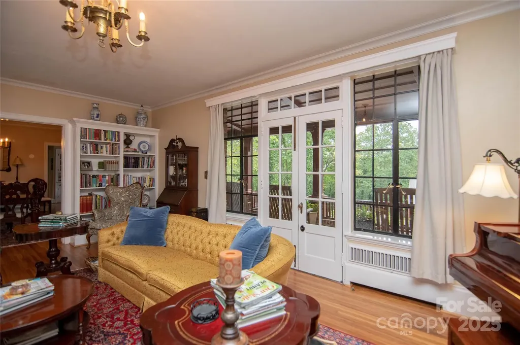 1220 N Piedmont Avenue Kings Mountain NC 28086