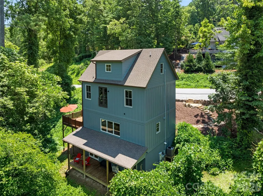 195 Jordan Street Hendersonville NC 28739