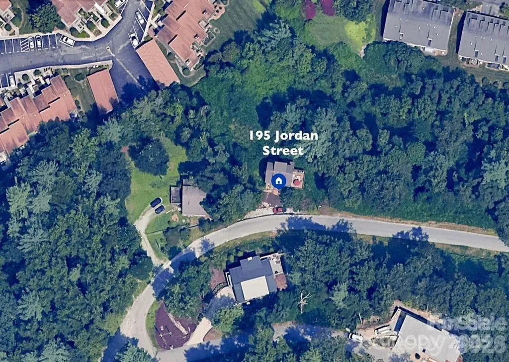 195 Jordan Street Hendersonville NC 28739