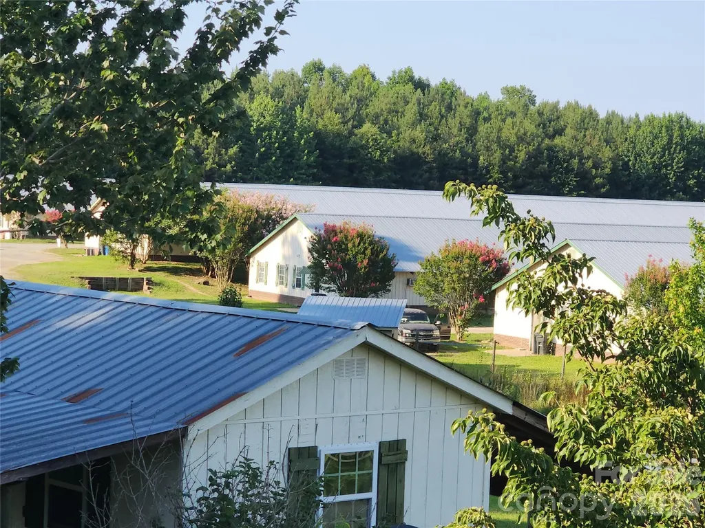 7160 Old Us Highway 421 Staley NC 27355