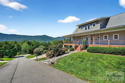 4 Stars Forever Drive Black Mountain NC 28711
