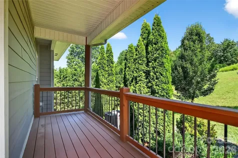4 Stars Forever Drive Black Mountain NC 28711