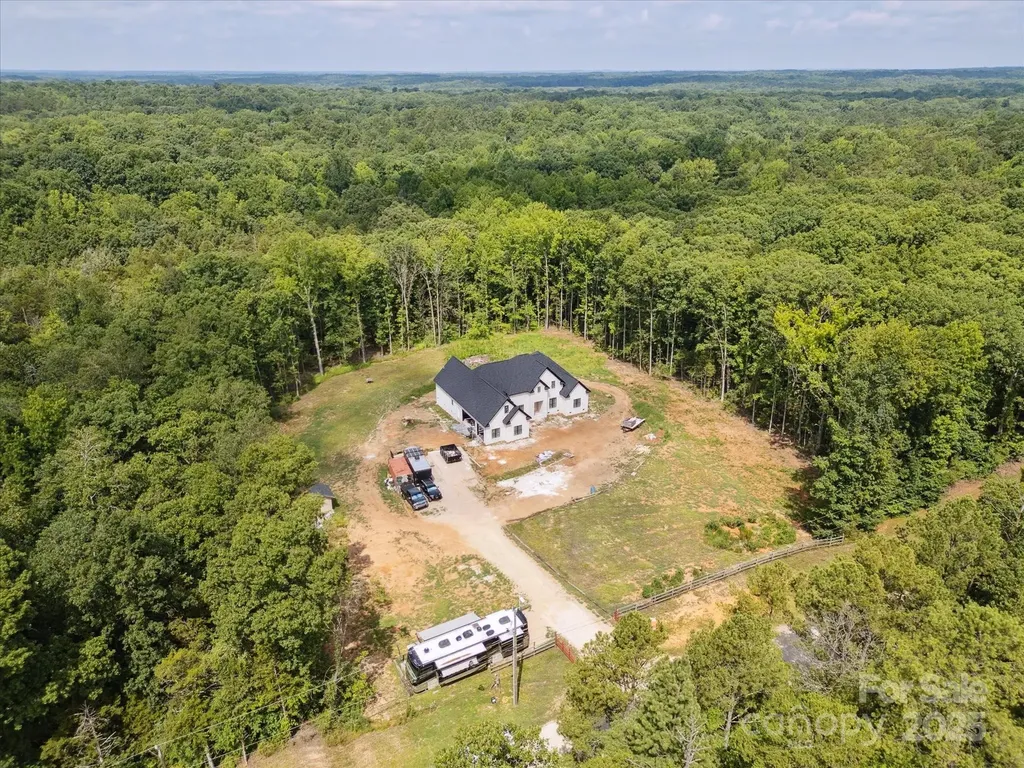 8018 Fairmont Drive Waxhaw NC 28173