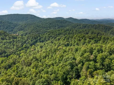9999 Stone Valley Way Hendersonville NC 28792